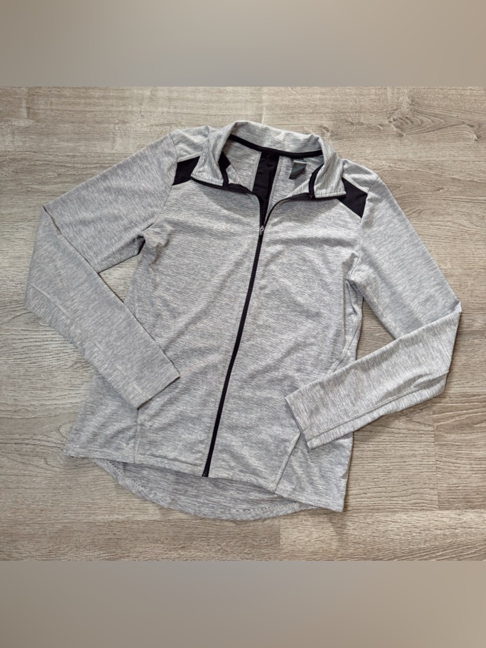 •CHAMPION• ACTIVE ZIP UP JACKET